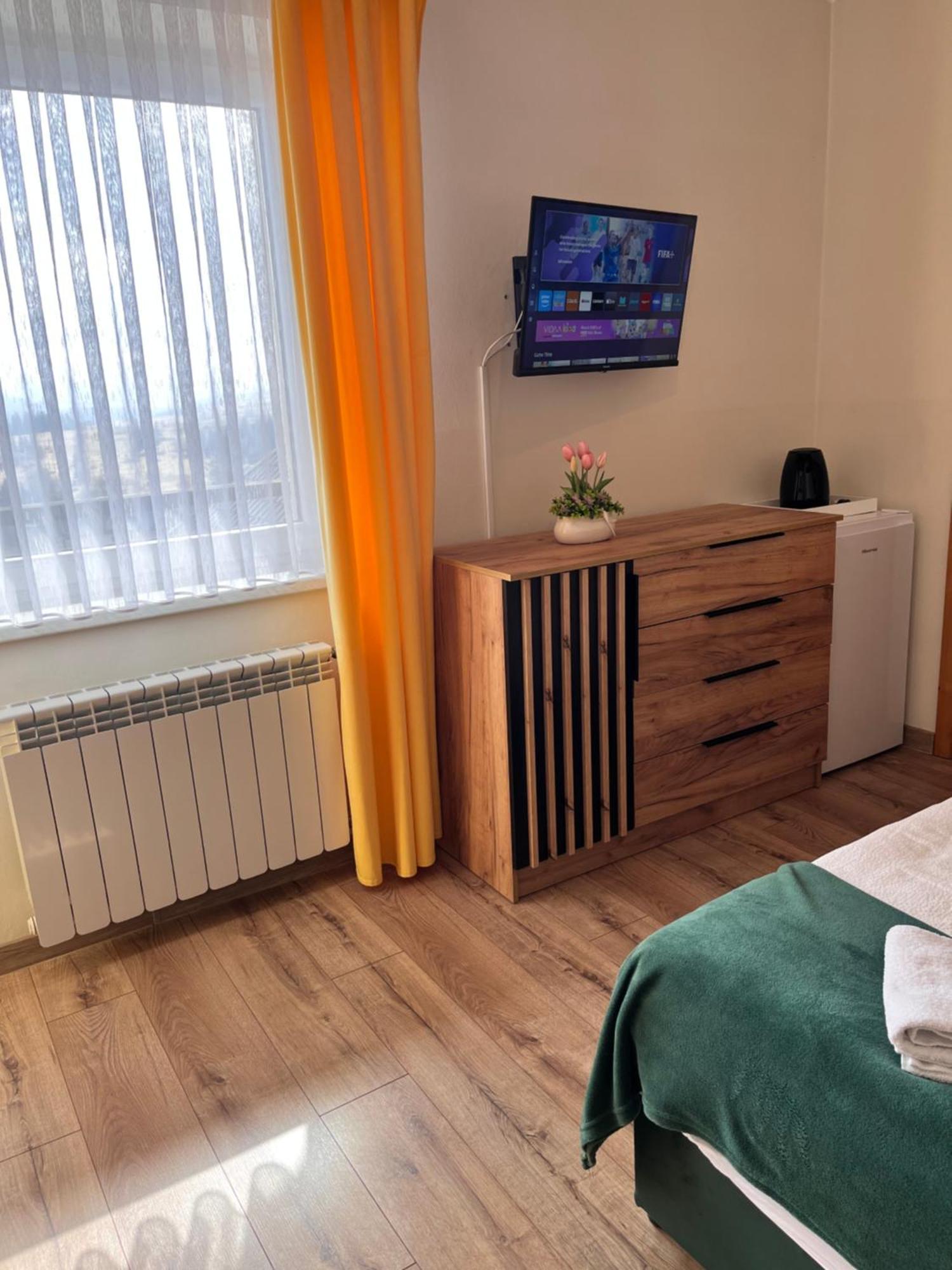 Widokowy Apartament - Pokoje Goscinne Banska Wyzna Экстерьер фото